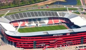 AFAS Stadion - Toiture avec plaques solaires Hanergy