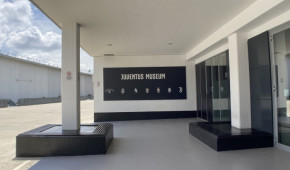 Allianz Stadium - Entrée musée - mai 2022