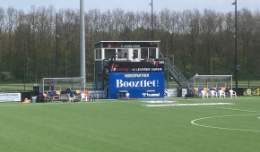 Brøndby Stadion - Bane 2 - Cabine de commentateurs - mai 2023 - copyright OStadium.com