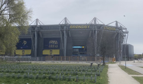 Brøndby Stadion - Parking vélo - mai 2023 - copyright OStadium.com