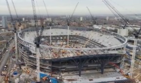 Survol du chantier des Spurs de Londres
