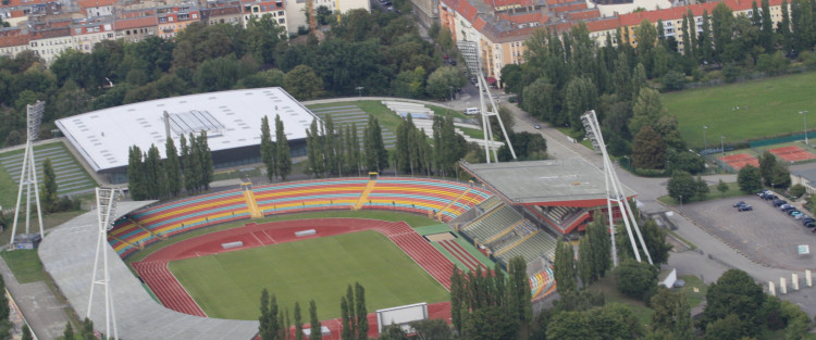 Friedrich-Ludwig-Jahn-Stadion