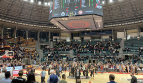 PalaDozza - Victoire match 3 finale féminine italie basketball Virtus Bologna vs Schio - 3 mai 2022 - copyright OStadium.com