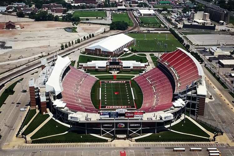 Cardinal Stadium, Louisville Cardinals Stadium, Papa Johns Cardinal Stadium,  HD wallpaper