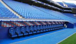 RCDE Stadium - Banc des joueurs - 2021-09-30 - copyright OStadium.com