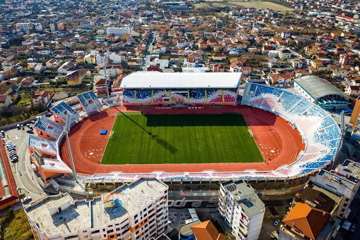 Stadiumi Loro Boriçi