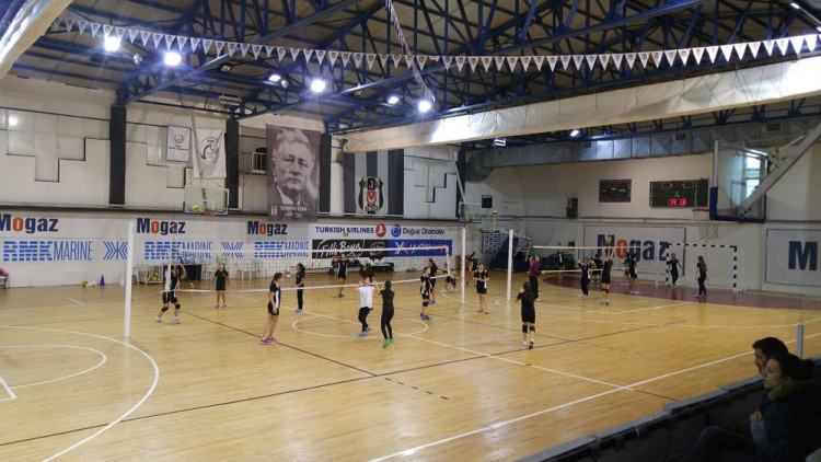 Süleyman Seba Spor Salonu