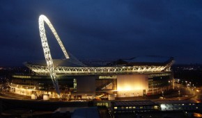 Wembley Stadium : Vue de nuit du stade